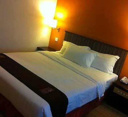 Hotel Seri Malaysia Lawas Exterior photo