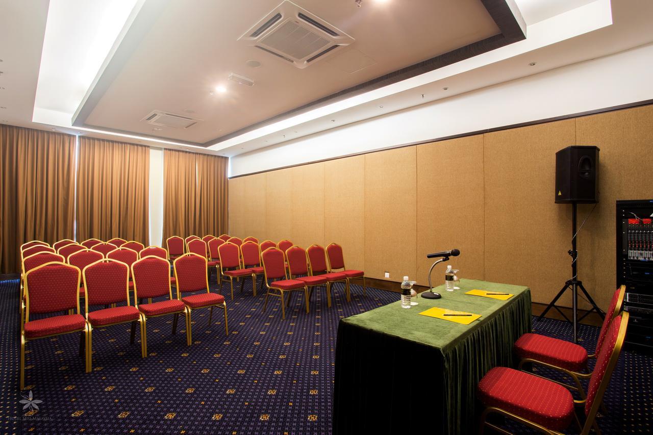Seri Malaysia Hotel 2*